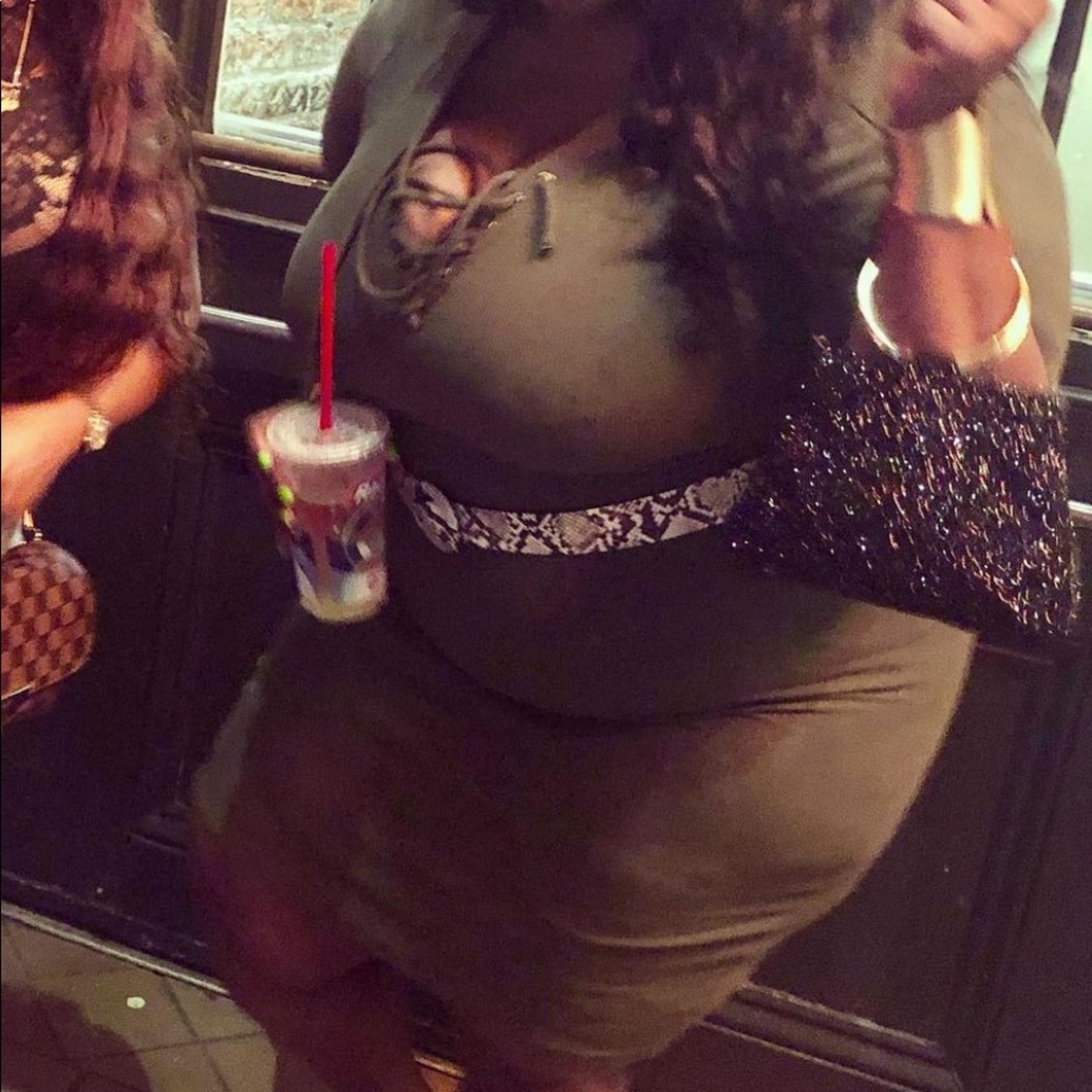 💚💚Army Green Torrid Knee Length Dress - Picture 2 of 6